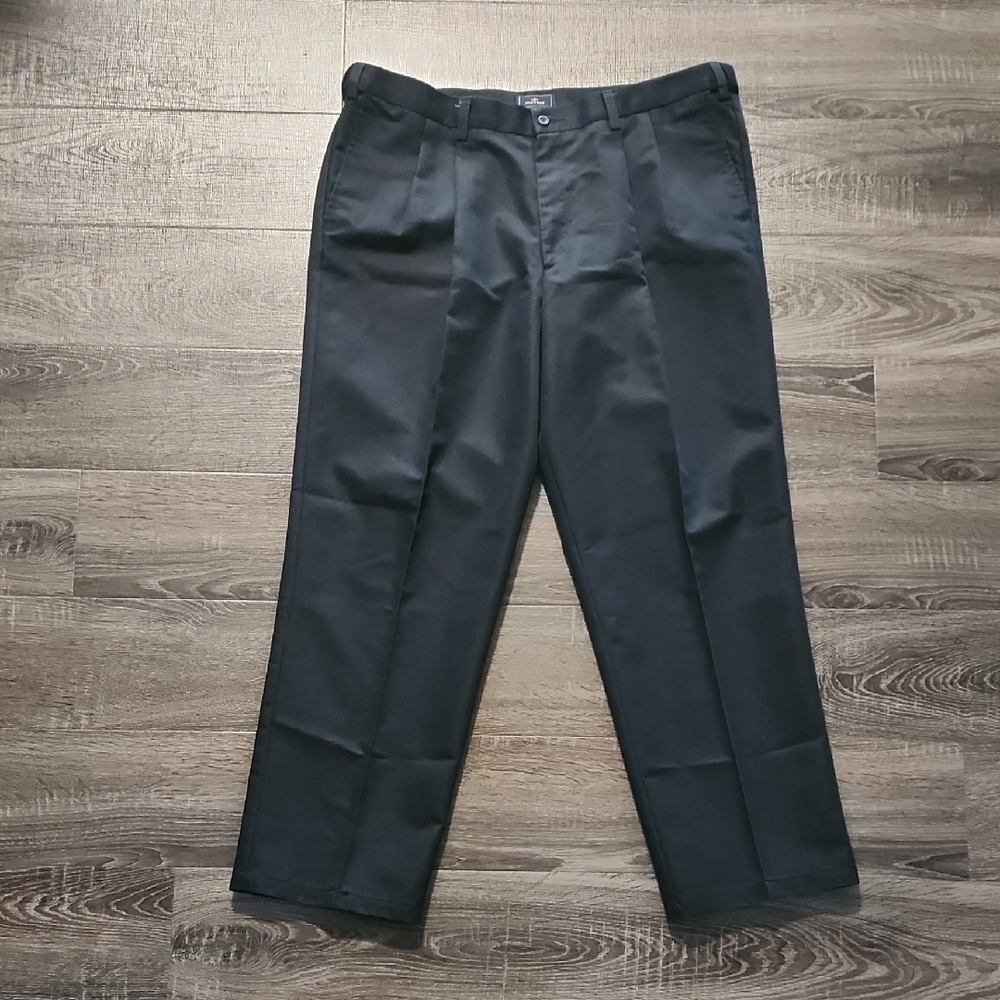 🎉 Dockers Pleated Classic Navy Dress Pants 🎉